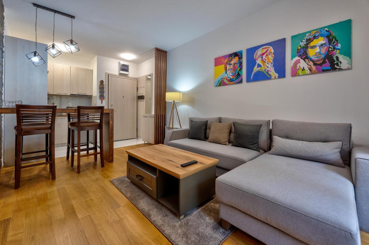 Vila Pekovic Green, Pine Trees View 2 Bedrooms Apartment 즐라티보 외부 사진
