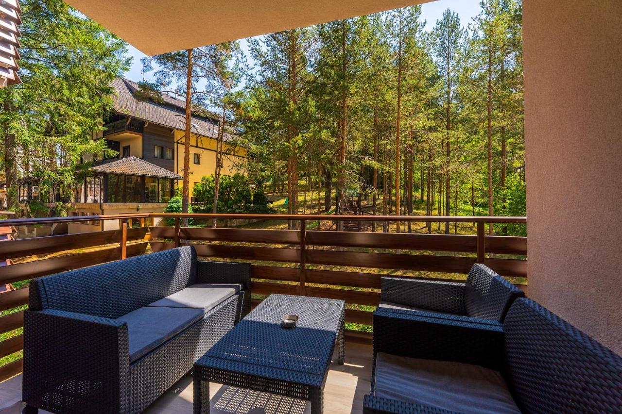 Vila Pekovic Green, Pine Trees View 2 Bedrooms Apartment 즐라티보 외부 사진