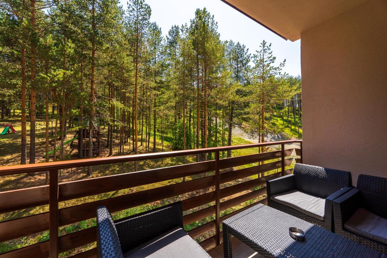 Vila Pekovic Green, Pine Trees View 2 Bedrooms Apartment 즐라티보 외부 사진