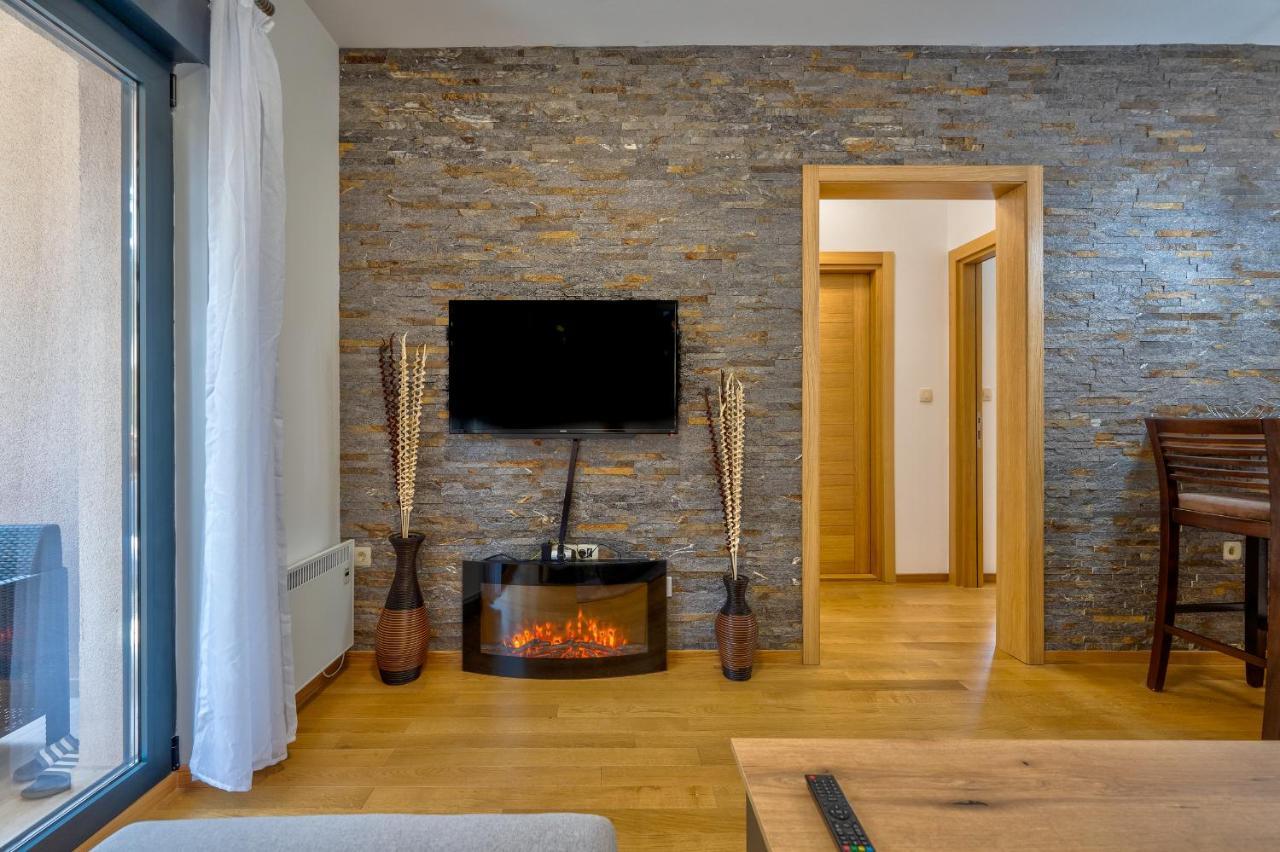 Vila Pekovic Green, Pine Trees View 2 Bedrooms Apartment 즐라티보 외부 사진